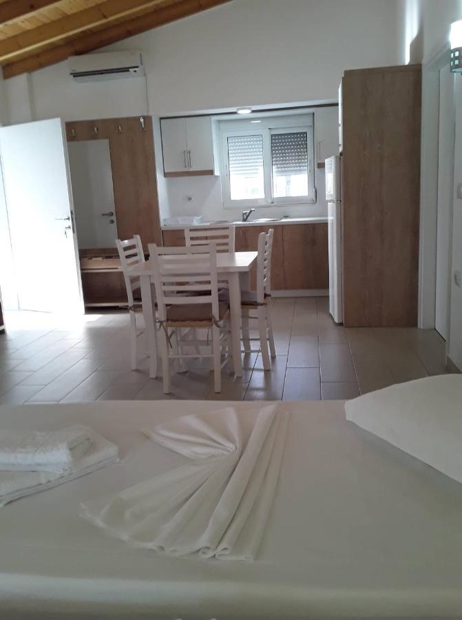 Caldera Vista Apartaments Sarande Exterior photo